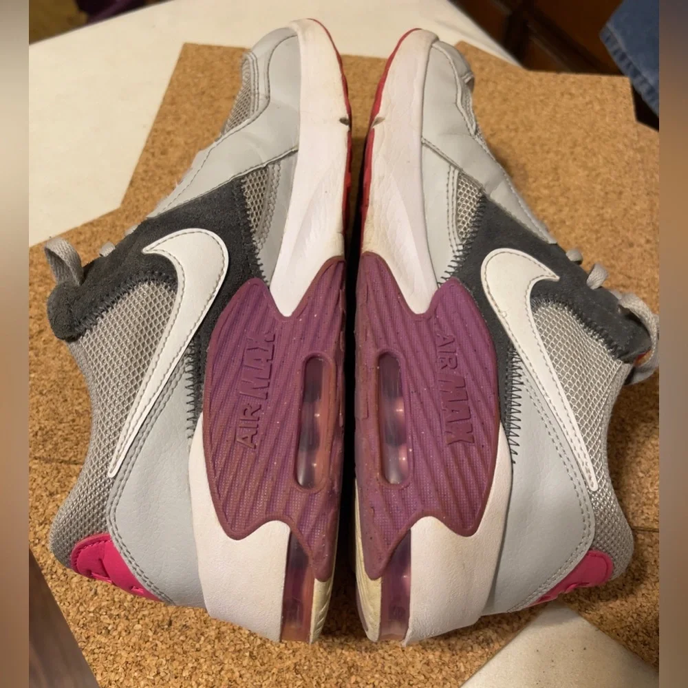 Nike 6.5Y Air Max Excee Grey Fog (GS) 
Sneakers Gray Purple Pink CD6894-003 - Picture 6 of 14